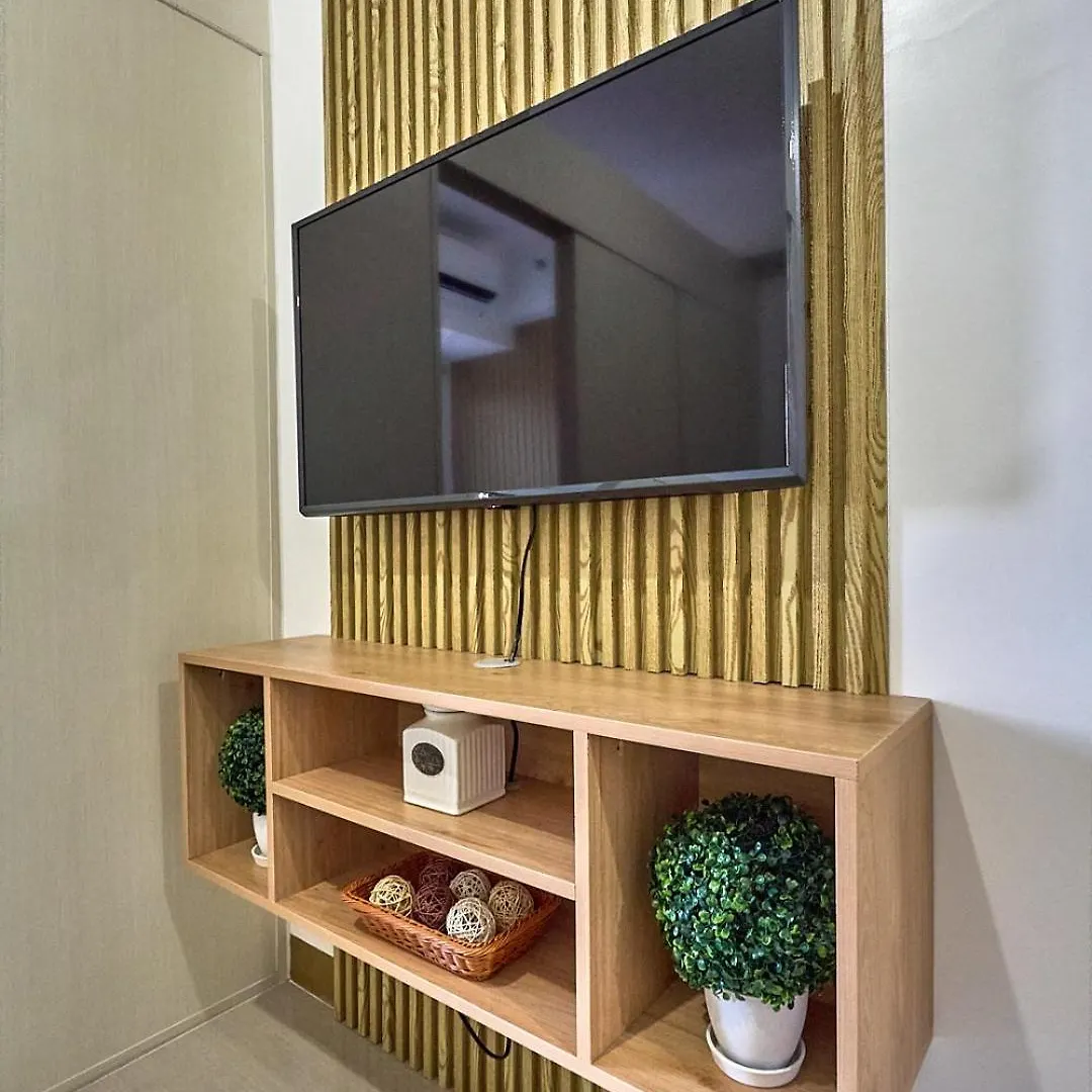 Serene Staycation Beside Sm Southmall Manila Apartment