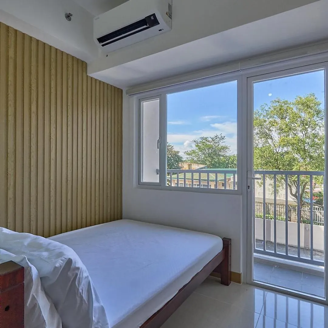 Serene Staycation Beside Sm Southmall Manila 0*,  Filipiny